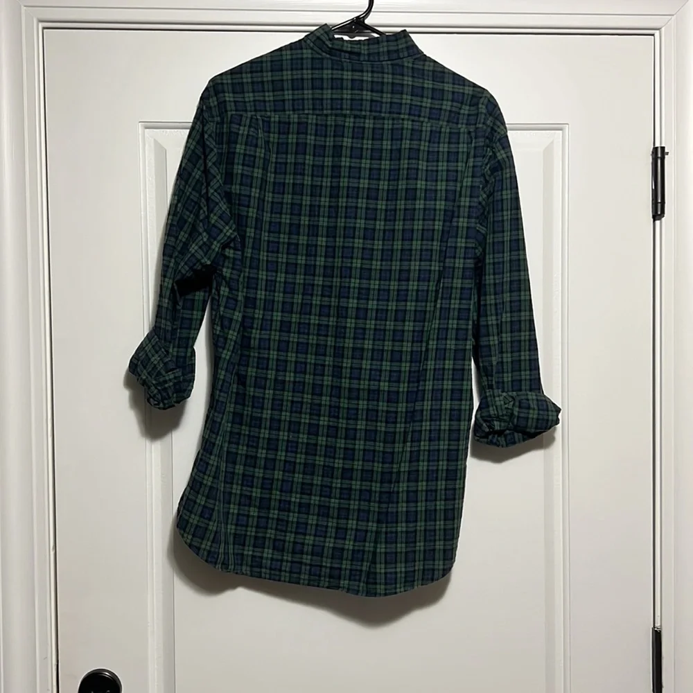 J crew button down medium - Picture 2 of 2